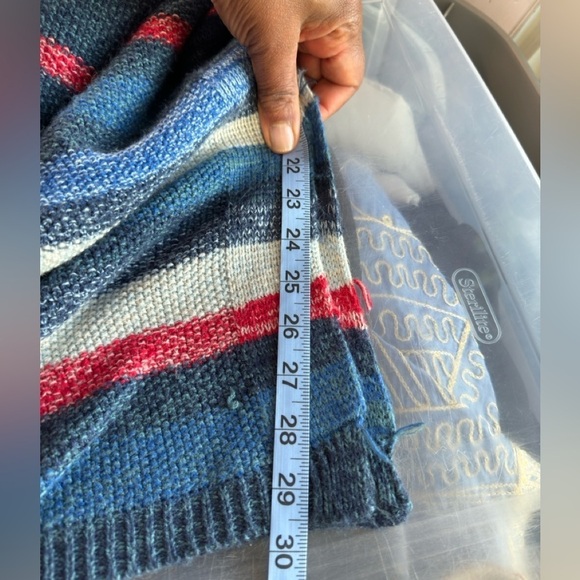 BCBGMazAzria blue striped poncho shrug shawl one size - Picture 5 of 7